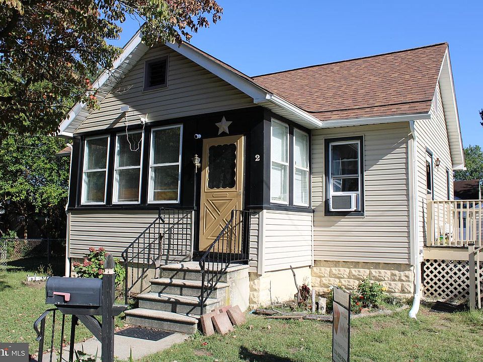 2nd image of 2 Stites Ave