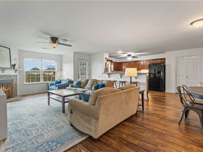 1461 General Parson Dr, Prairie Grove, AR, 72753