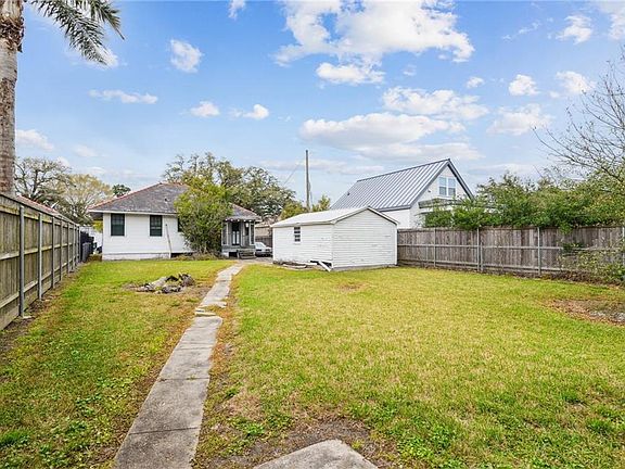 5th image of 2406 Metairie Rd