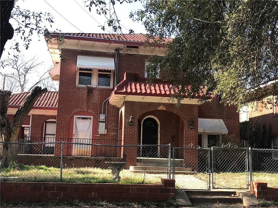 1st image of 412 SW 4th Ave