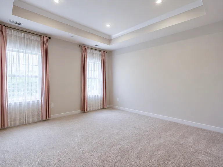 8032 Spring Arbor Dr — Photo 18