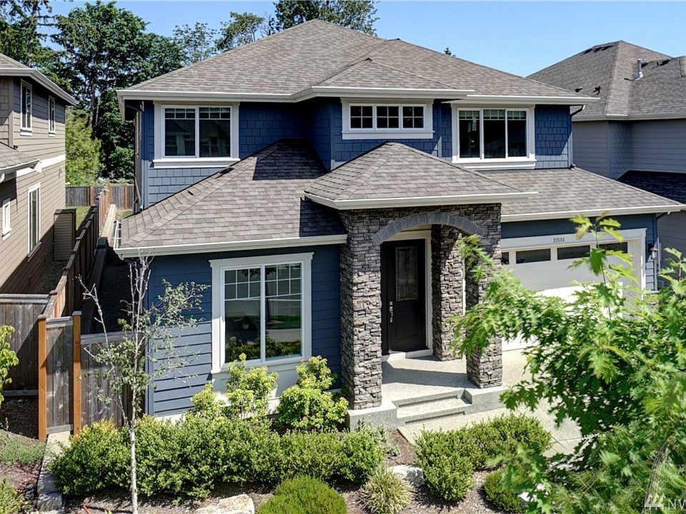 1st image of 22668 SE 32nd St