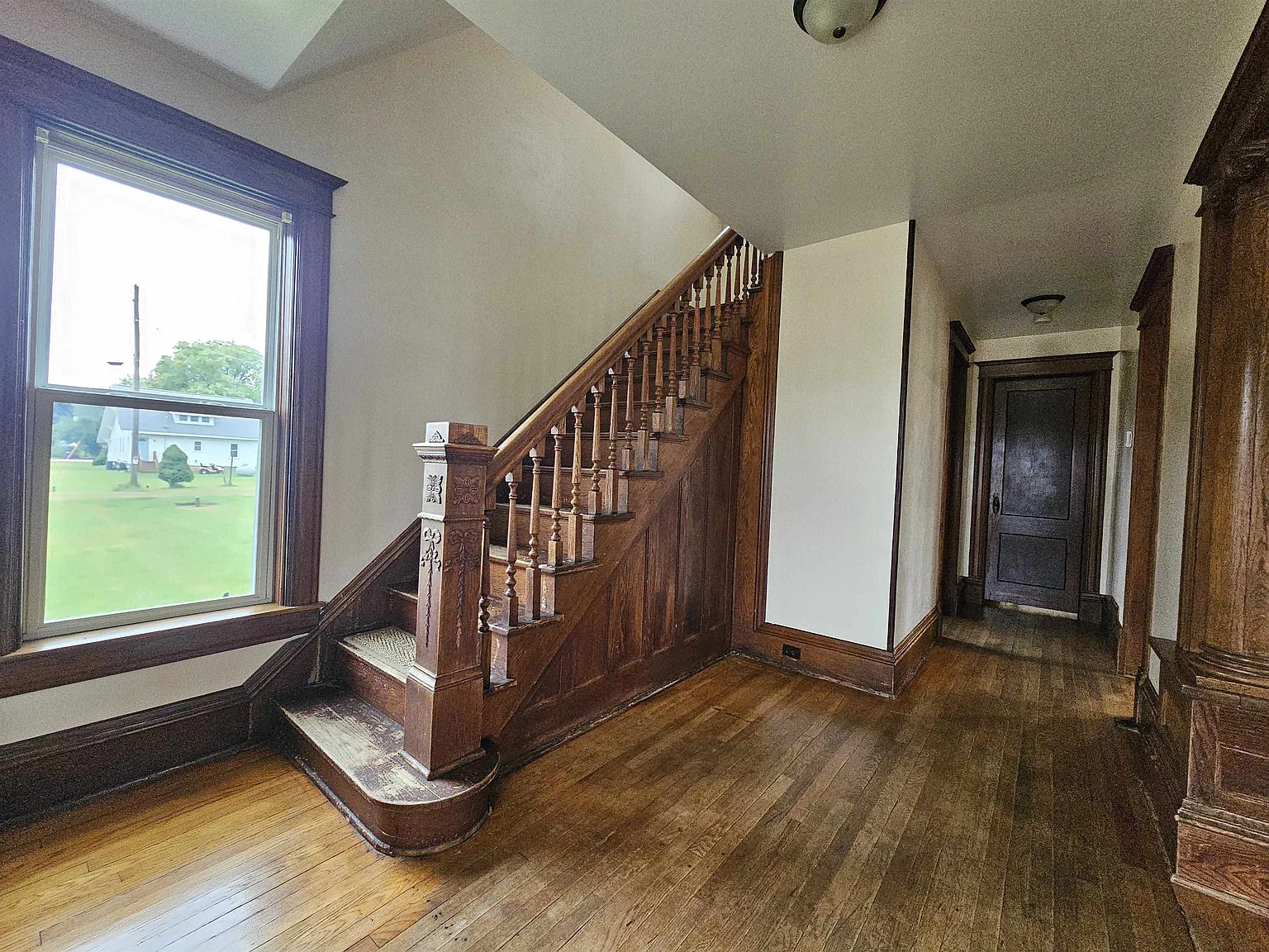4 bed, 2.0 bath, 1850 sqft, $1,600 — Photo 4