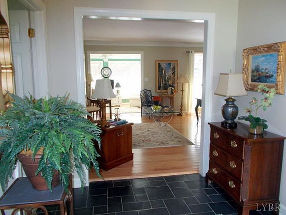 2nd image of 83 Glade Ct