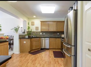 3024 Crystal Rock Rd, Naperville, IL 60564