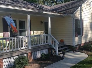 3459 Castlebury Dr, Chester, VA 23831