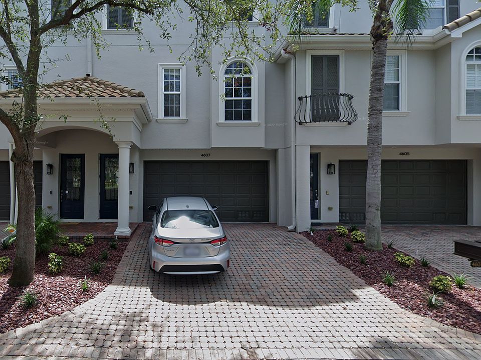 1st image of 4607 Overlook Dr NE
