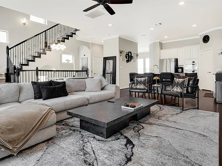 2815 Kings Retreat Cir — Photo 12