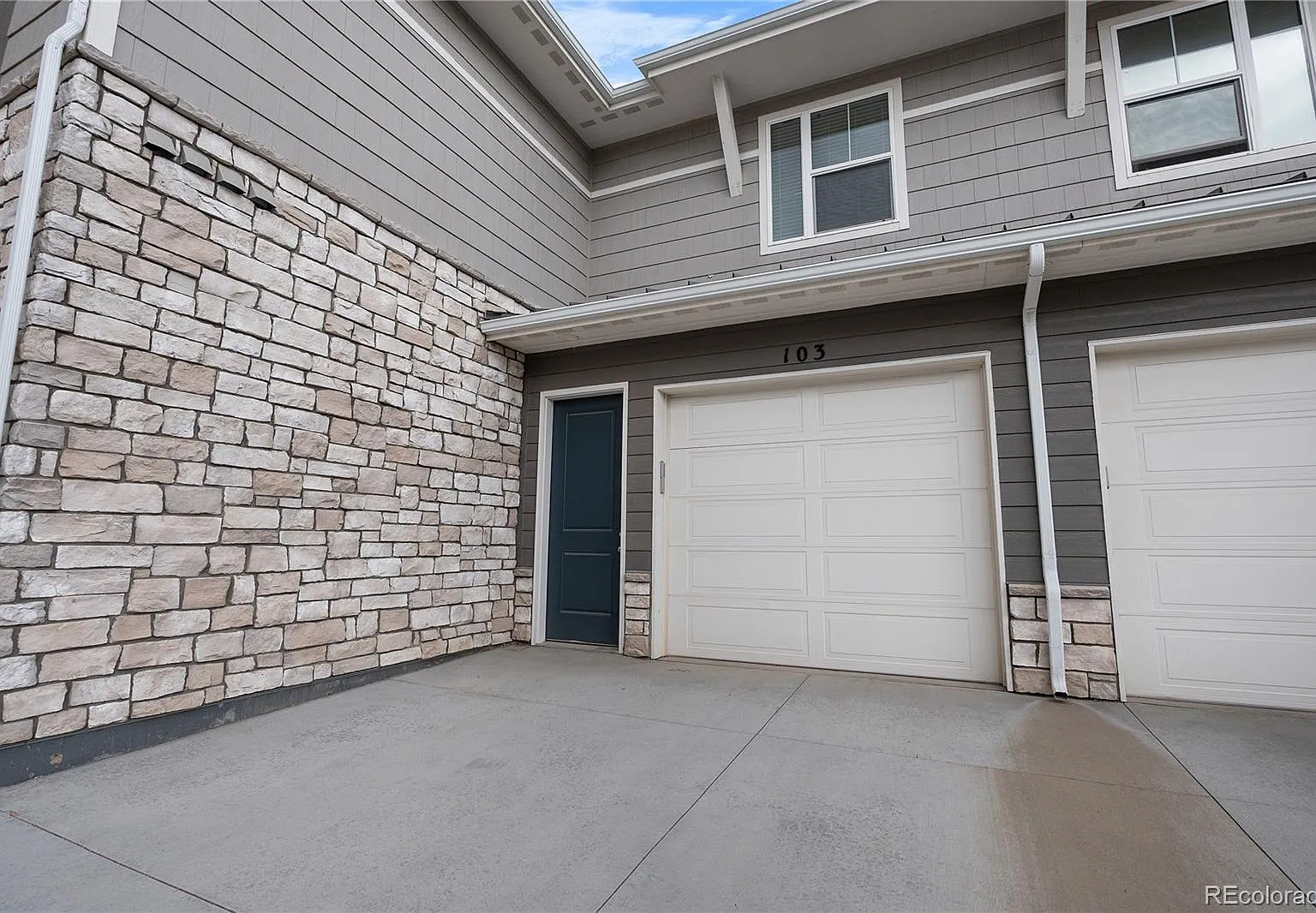 2 bed, 2.5 bath, 1629 sqft, $2,599 — Photo 4