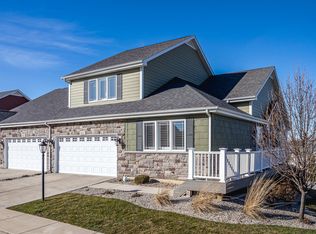 612 Village Point, Chesterton, IN 46304