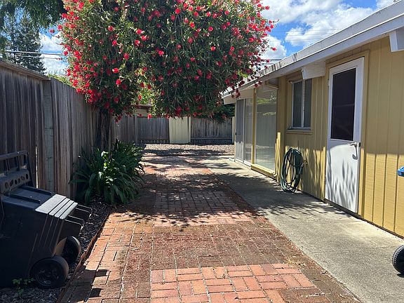 Side yard