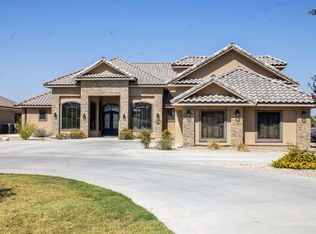 2114 Westridge Rd, Carlsbad, NM 88220