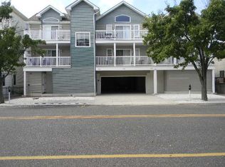 214 E Spencer Ave, Wildwood, NJ 08260