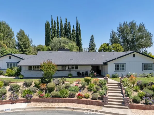 11932 Mallot Pl, Granada Hills, CA 91344