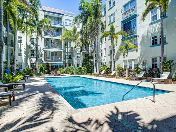 533 NE 3rd Ave APT 303, Fort Lauderdale, FL 33301