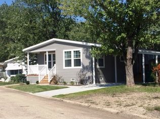 211 Tollview Rd, Elgin, IL 60123