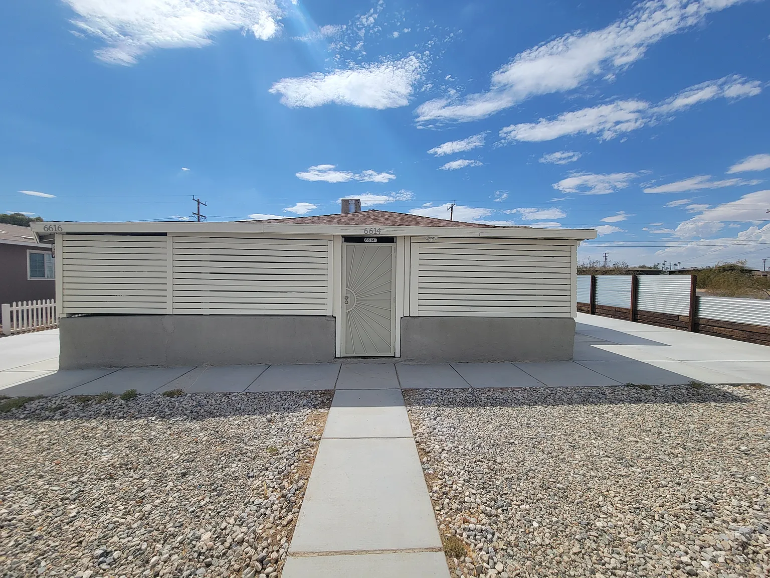 6614 Tamarisk Avenue - 1 — Photo 1