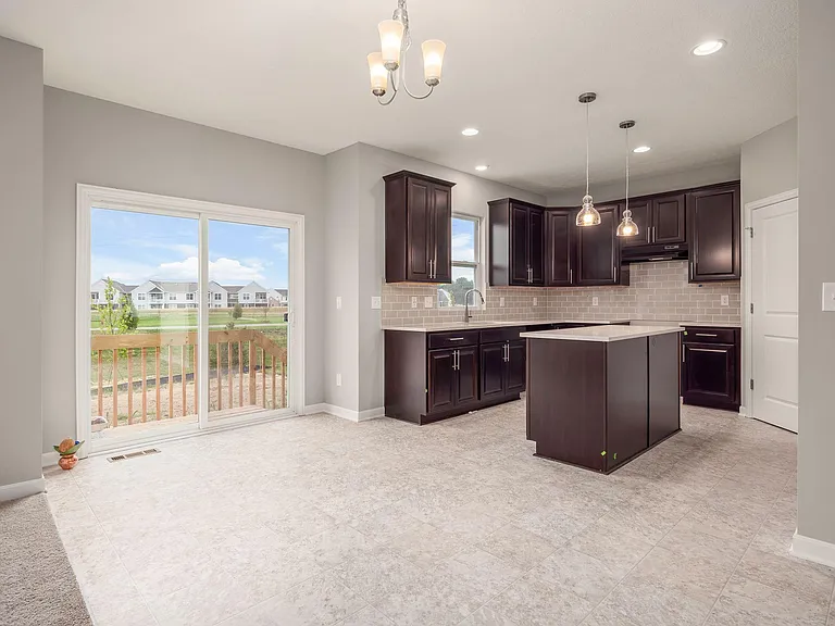 6823 Dulles Dr — Photo 14