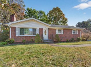316 Morningside Dr NE, Abingdon, VA 24210