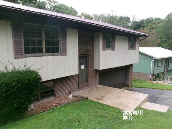 1720 Walnut St, Flatwoods, KY 41139