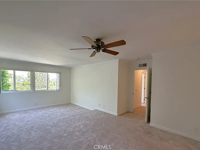26543 Academy Dr — Photo 29