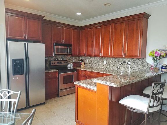 3rd image of 219 Seminole Lakes Dr