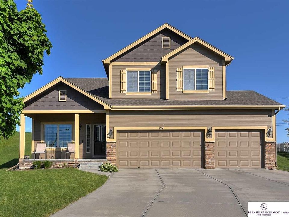 1st image of 5164 N 174th Avenue Cir