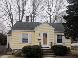 12 Dartmouth St, Maynard, MA 01754