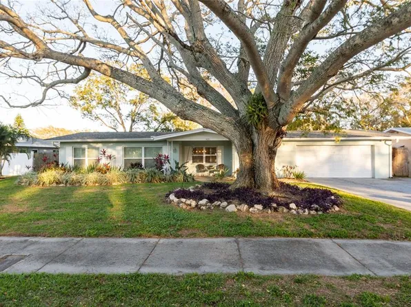 1831 S Betty Ln, Clearwater, FL 33756