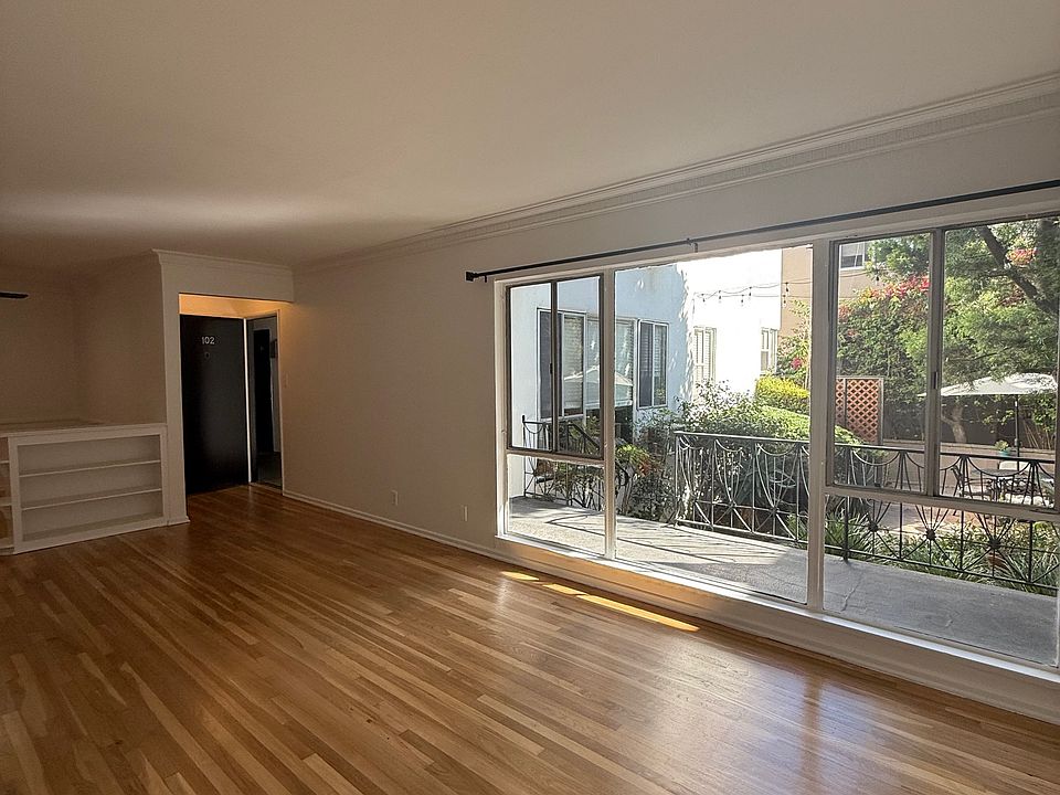 1st image of 2269 N Beachwood Dr #102
