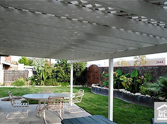 2nd image of 2442 Santa Clara Ave