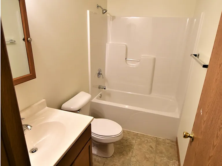 Prairie Ridge Apartments — Photo 21