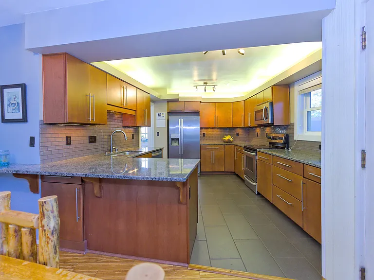 1027 W 29th Ave — Photo 10