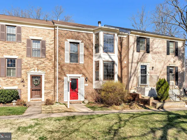 6028 Clerkenwell Ct, Burke, VA 22015