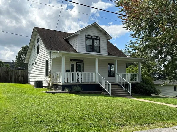 114 Earhart St, Beckley, WV 25801