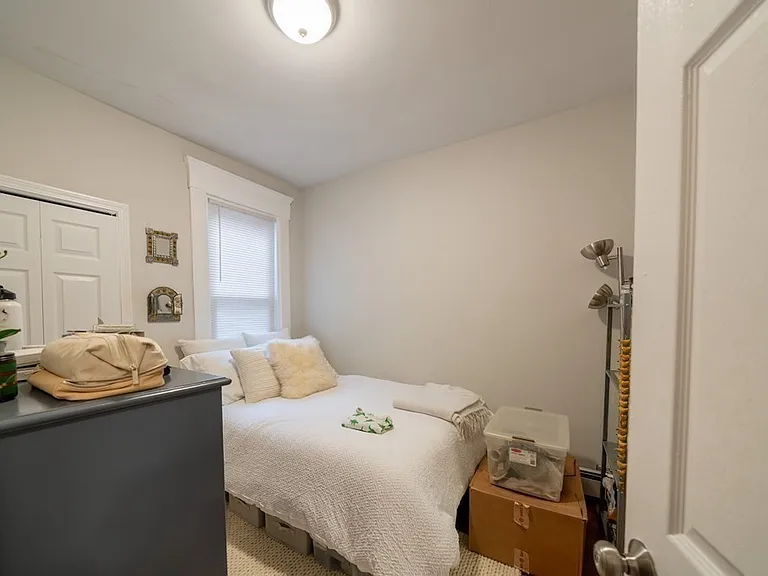 160 Dorchester St #3 — Photo 8