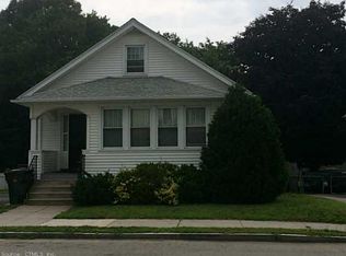 292 Colman St, New London, CT 06320