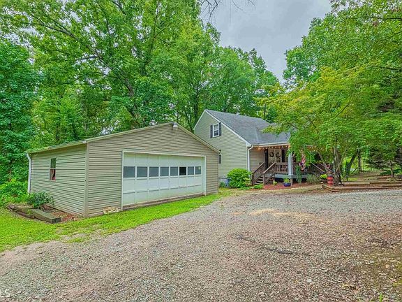 3rd image of 246 Lake Club Dr