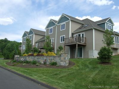 1985 West Street #10, Southington, CT, 06489