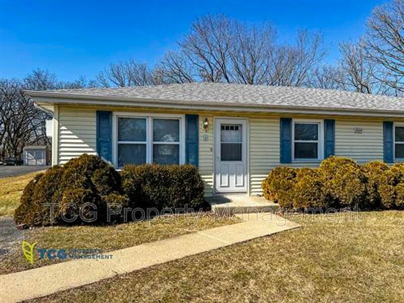 1st image of 1004 Bratton Ave