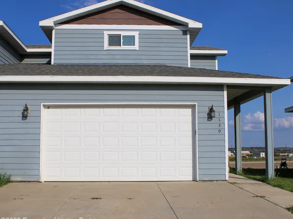 1130 9th St SW, Watford City, ND 58854