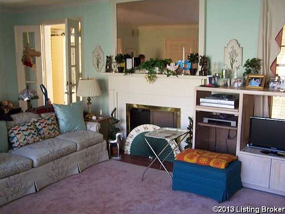 2nd image of 1830 Trevilian Way