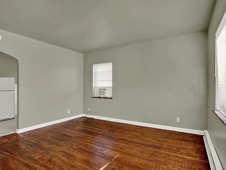 1226 Franklin Ave #1 — Photo 6