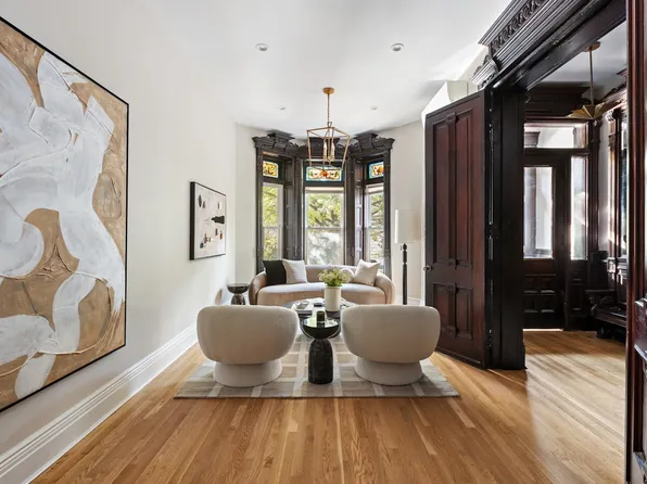 145 Hancock Street image 2 of 14