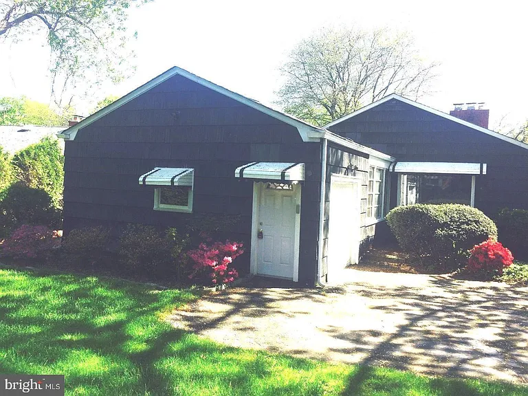 125 Lakedale Dr — Photo 31
