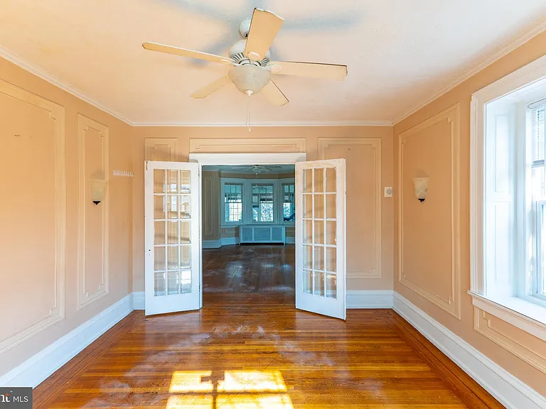 2216 Georges Ln — Photo 14