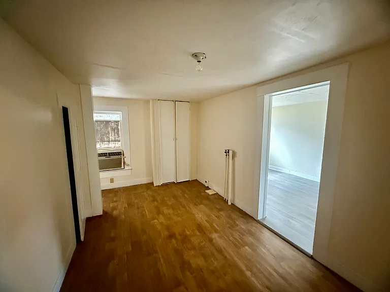 470 S 3rd St — Photo 14