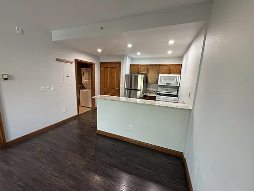 240 Chapel Pl #233 Photo 1