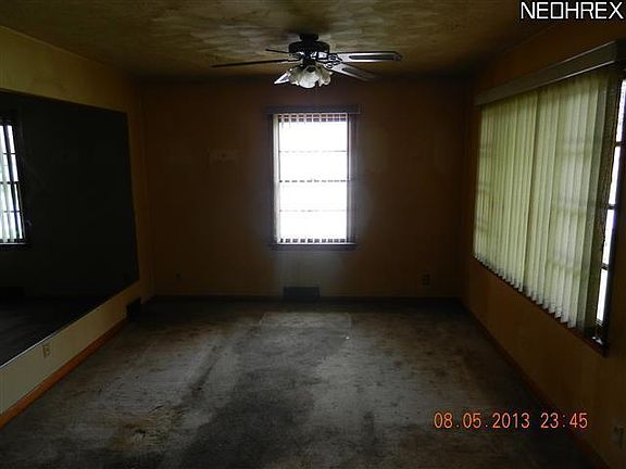 3rd image of 126 Fulmer Ave
