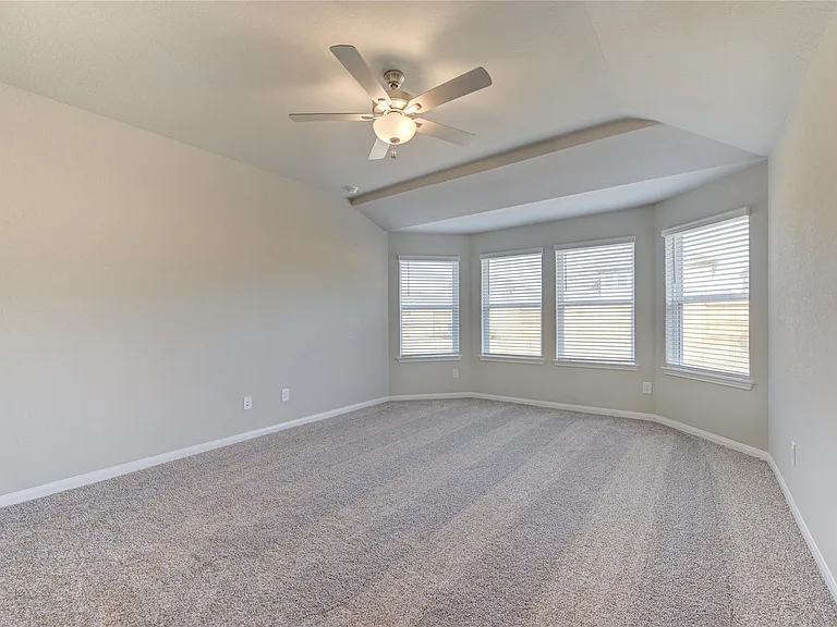 21514 Pachino Ln — Photo 34